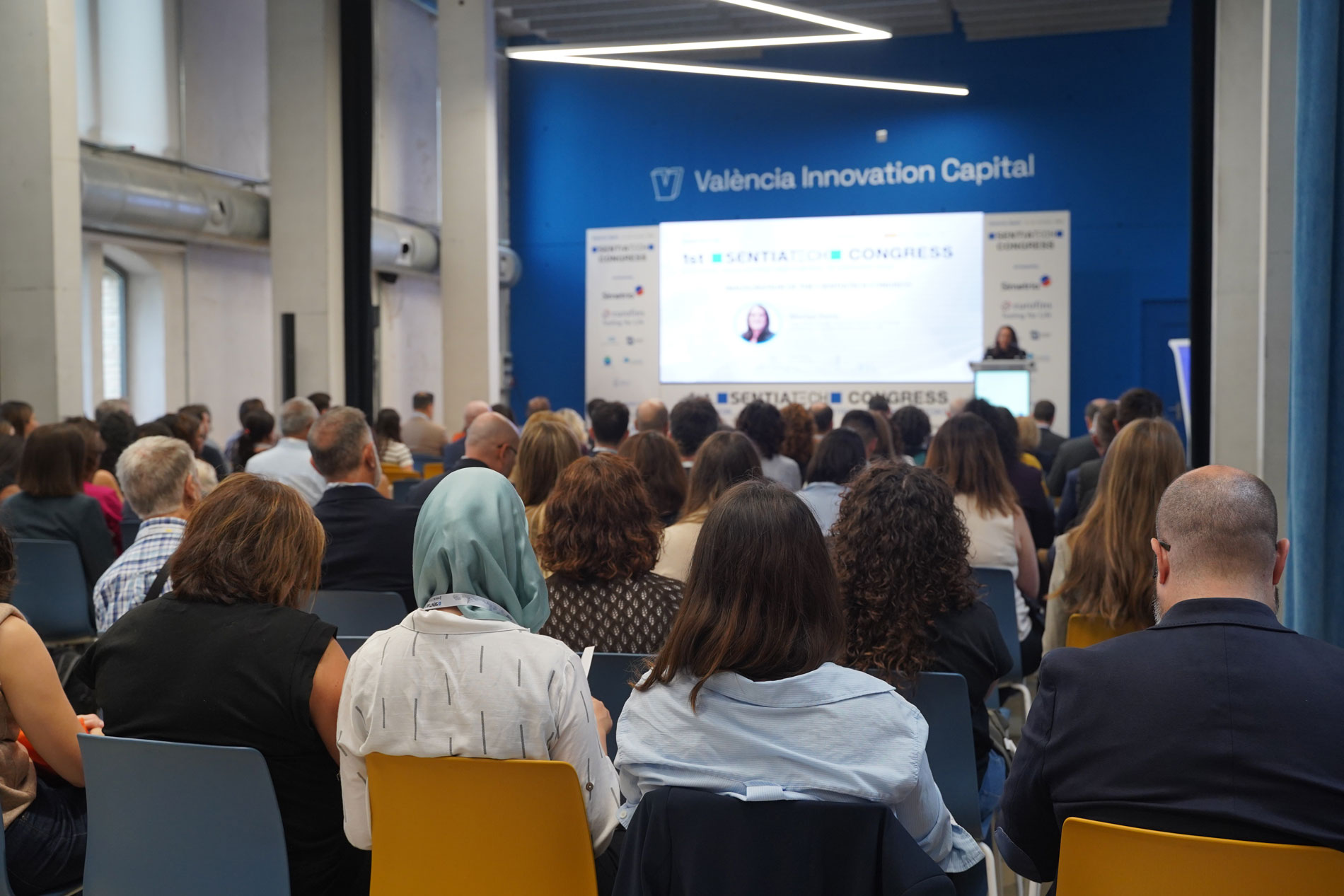 Más de 220 expertos de 15 países se reunieron en Valencia en el I SENTIATECH Congress, el mayor evento europeo sobre detección, medición y control de riesgos emergentes